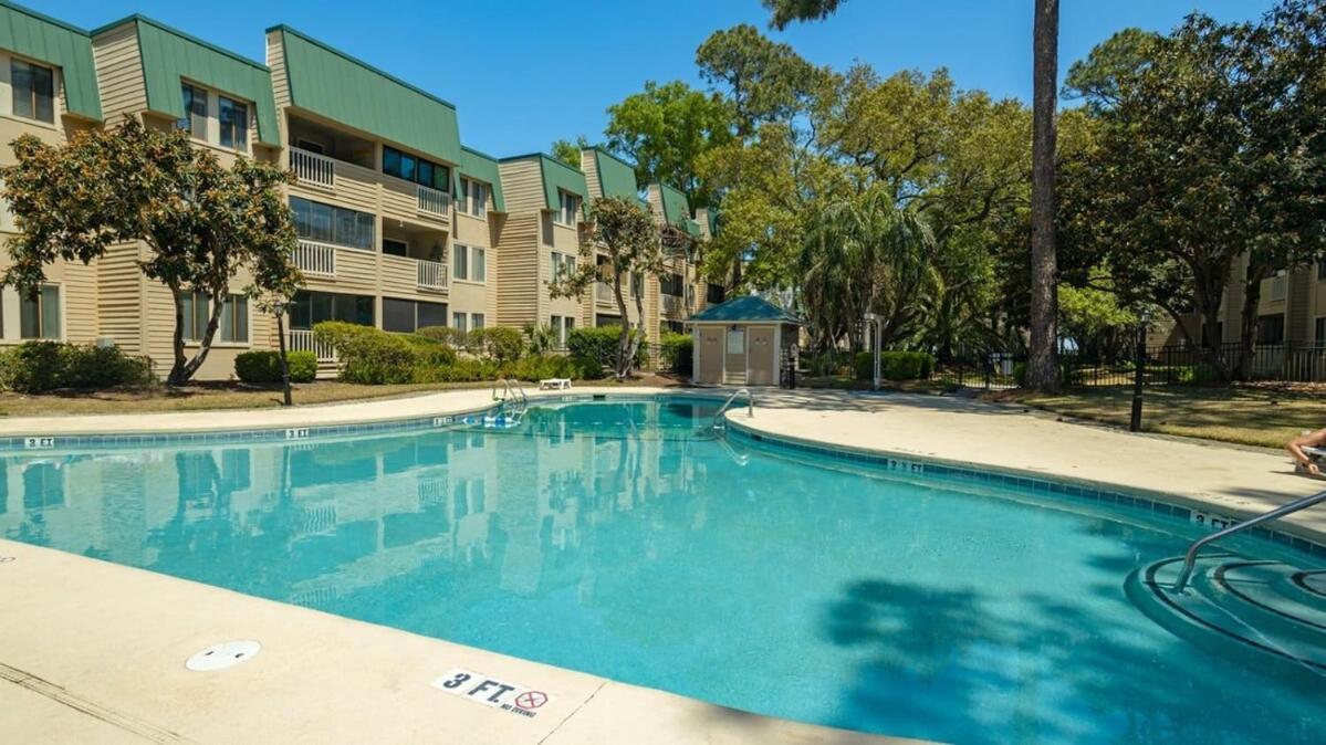Walk To The Beach Waterfront Oasis Hilton Head Island Exterior photo
